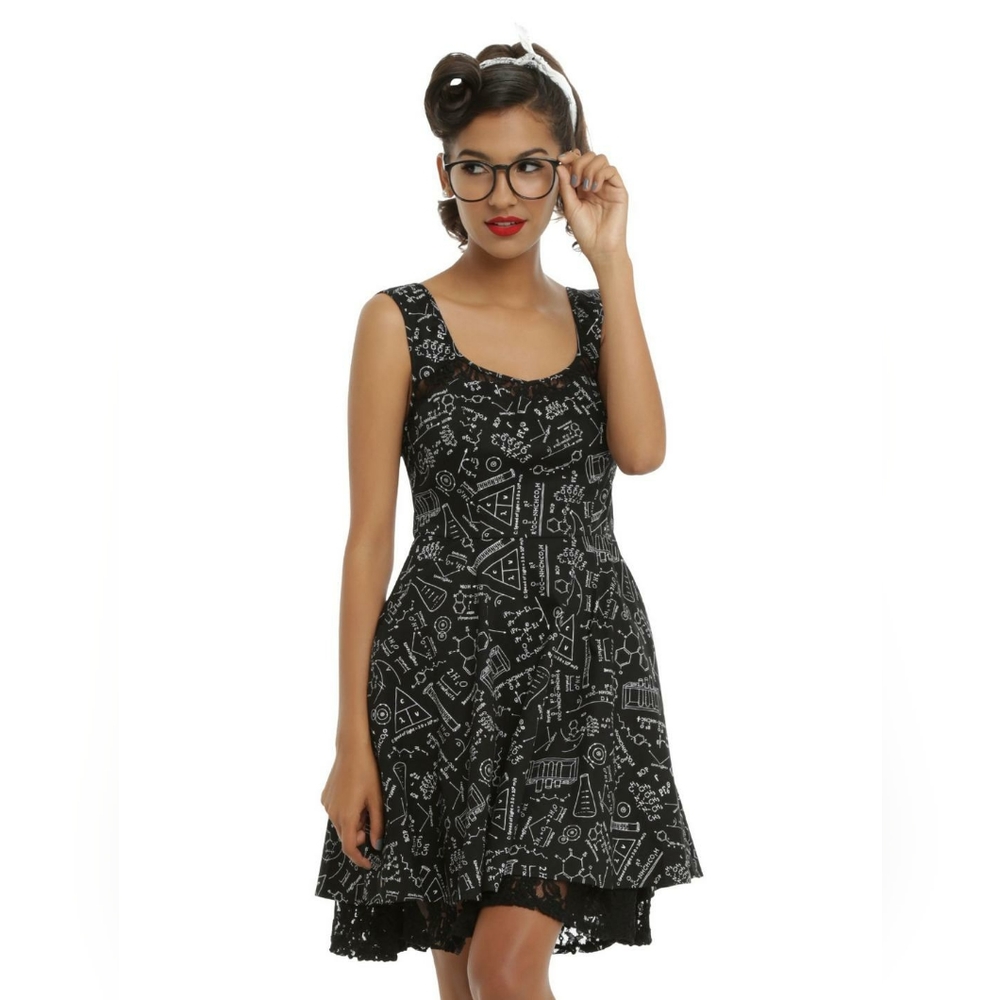 Hot Topic Chemistry Dress Sz L with Pockets